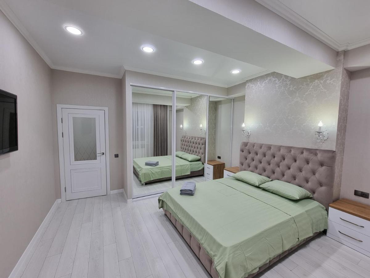 Grand Excelent New Ultra Central Apartments Chisinau Exterior foto